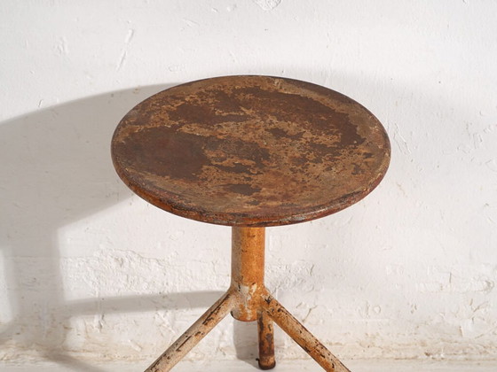 Industrial style metal stool (c.1950) #4 – Iron, Industrieel (photo 16 of 30)