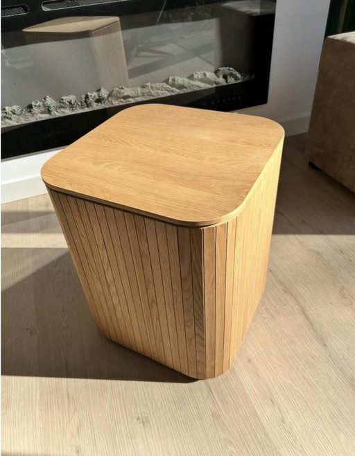 Beistelltisch aus Holz, hochwertig und neu in Originalverpackung