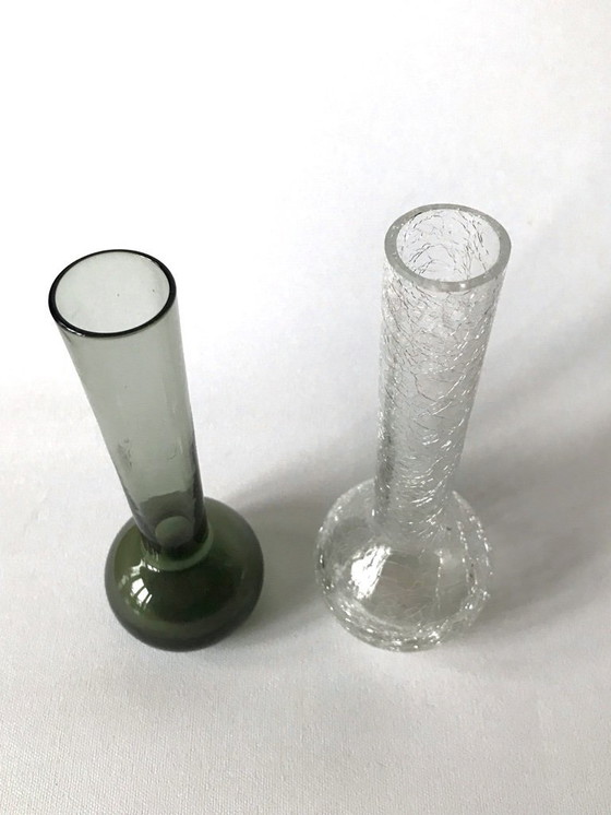 Image 1 of Paire de petits vases en verre vintage et charmants