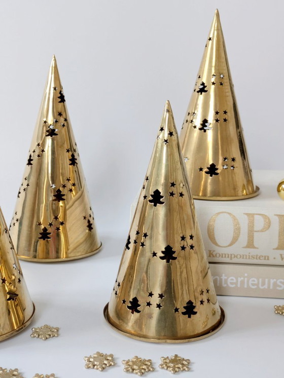 Image 1 of 4 faroles de latón para velas de árbol de Navidad | Decoración navideña de mediados de siglo