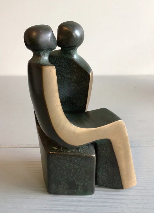 bronze statue "the lovers"