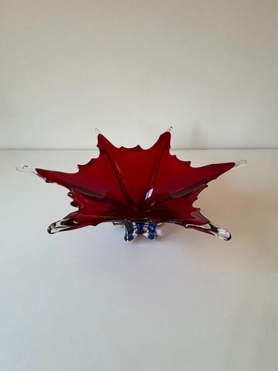 Image 1 of Striking Murano blown glass centerpiece – Ruby red and cobalt blue – Sculptural design