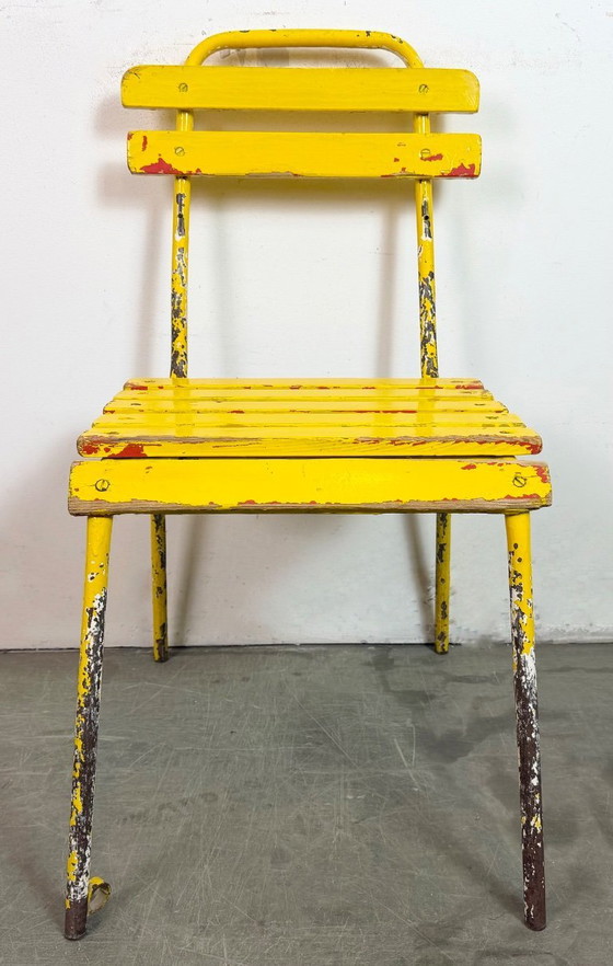 Image 1 of Vintage gele industriële stoel, jaren 60