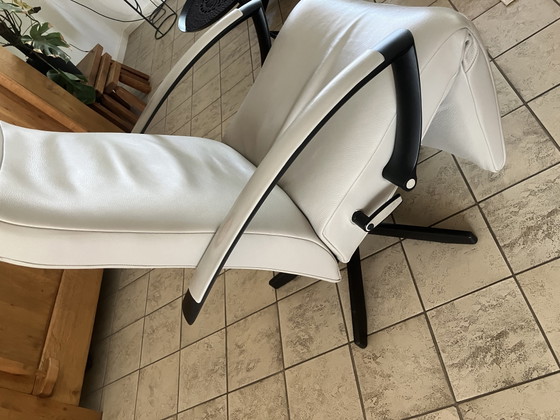Jori Recliner for a 2-Meter Tall – Armchairs, Leather (photo 3 of 5)