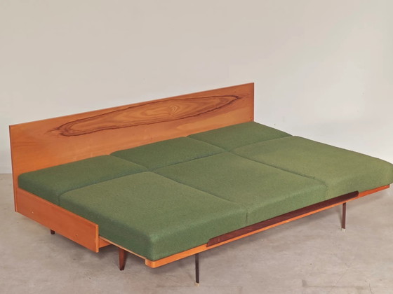 Divano panca pieghevole verde di UP Zavody 1970 – Divani 3 posti, Legno, Mid Century Modern (photo 6 of 24)