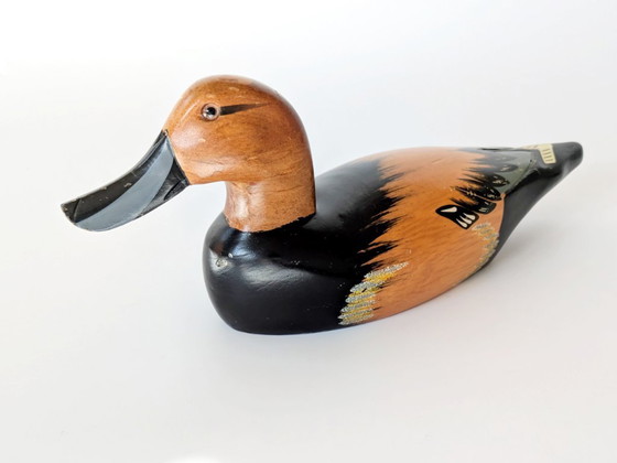 Image 1 of Scultura d'epoca in legno di anatra intagliata e dipinta a mano | Arte popolare degli anni '70