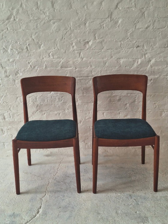 Paire de Chaises de salle à manger en Teck Henning Kjaernulf, Danemark années 1960, Korup Mobler, Textile (photo 2 sur 14)