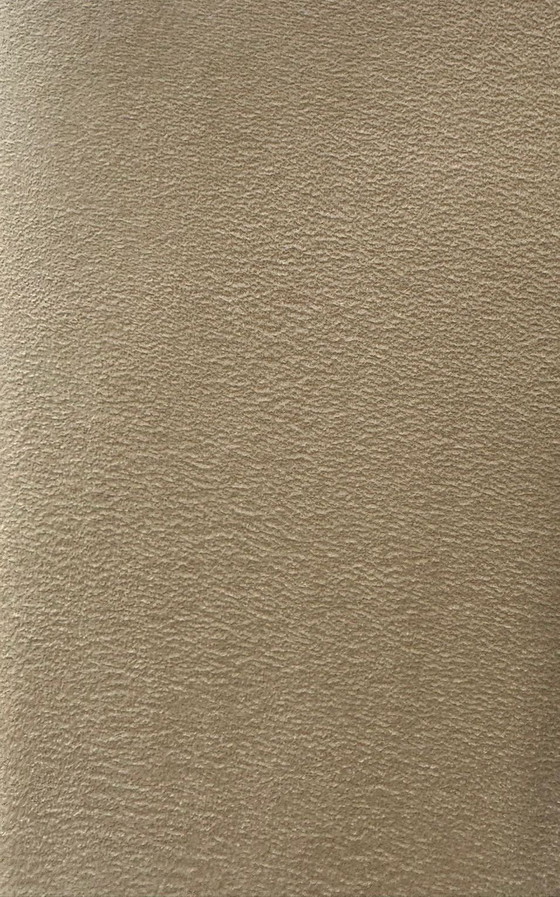 Image 1 of Stylish Cream-colored sofa (Sofa has been professionally cleaned)