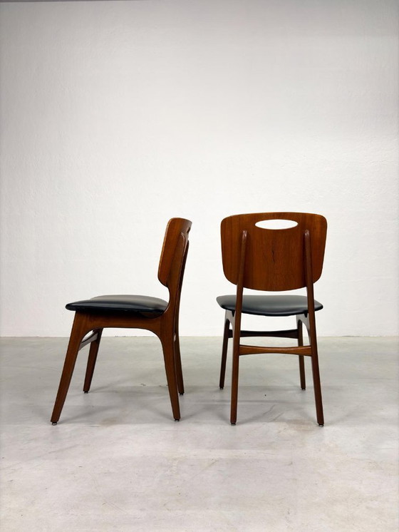 Image 1 of Set of Mid-century Dining Chairs in Danish Design