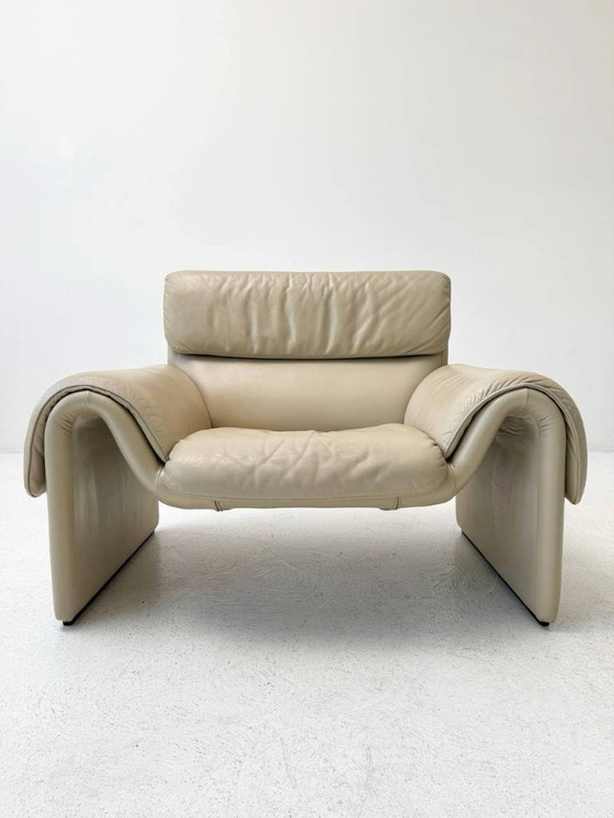 Image 1 of Ivoorwitte fauteuil van de Sede, model DS-2011/01