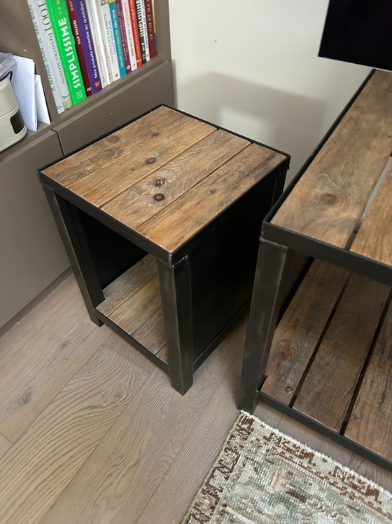 Image 1 of Industriële tv-standaard en bijzettafel - Micheli Design - Eikenhout en staal