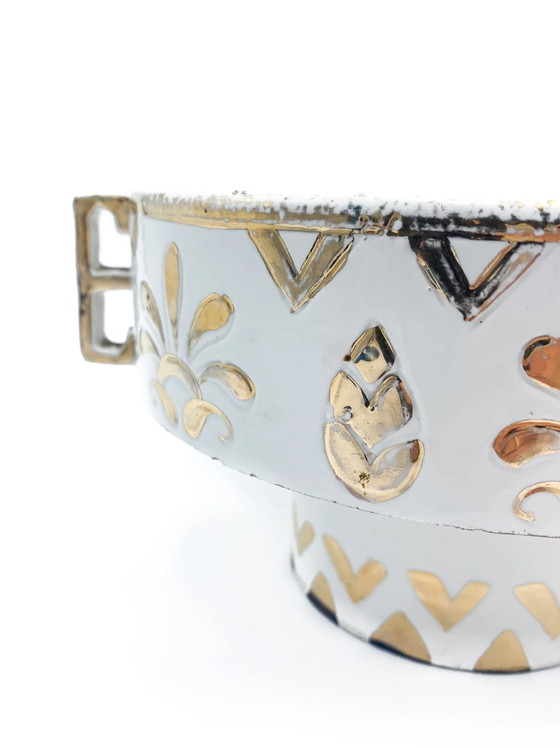 Perugia Etruria White and Gold Ceramic Vase (photo 4 of 5)