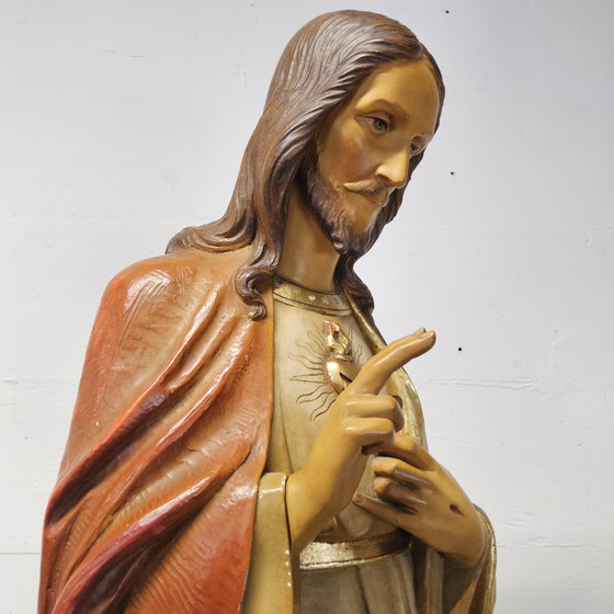 Image 1 of 2 grandes statues antiques de Jésus au Sacré-Cœur (Gerard Linssen) - 2 statues antiques de Jésus au Sacré-Cœur (1900)