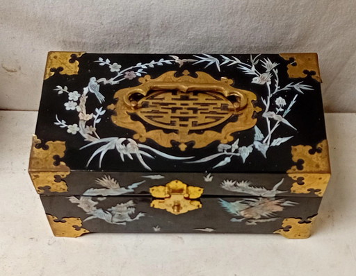 Boîte à bijoux japonaise laquée