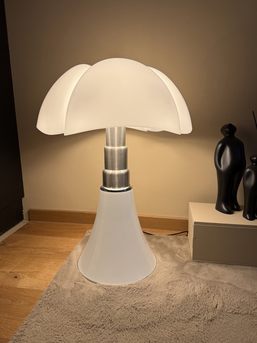 Original Pipistrello lamp - Martinelli Luce - Design Gae Aulenti
