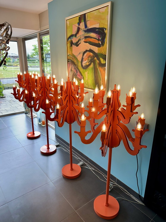 Lampadaires baroques vintage d'Amsterdam, 146 cm, lot de 4 – Brand van Egmond, polished steel, Glass (photo 14 of 15)