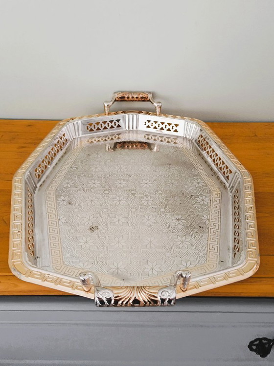 Image 1 of Antieke zilveren en gouden metalen serveerschaal