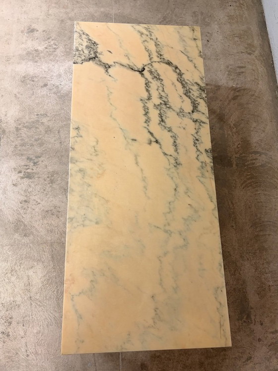 Image 1 of Marble coffee table by Florence Knoll for Knoll International, 1970s
