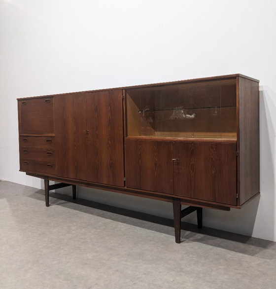 Image 1 of Lang dressoir uit het midden van de vorige eeuw, O.M.F.