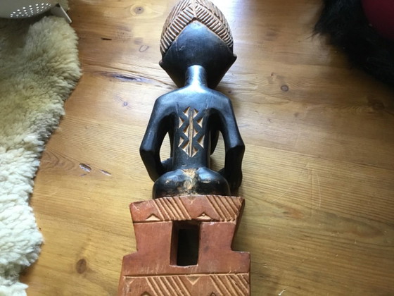 Zeer Mooi Handgesneden Houten Afrikaans Beeld, Moeder Met Kind – Beeldhouwkunst, Wood (photo 5 of 6)