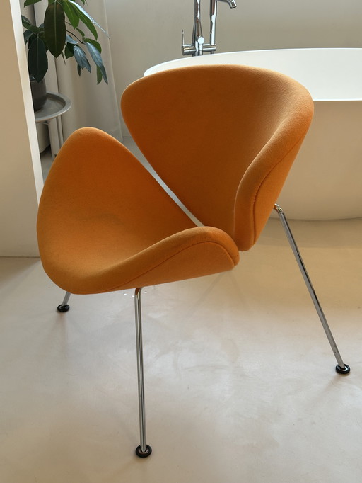 Artifort Orange Slice High Model