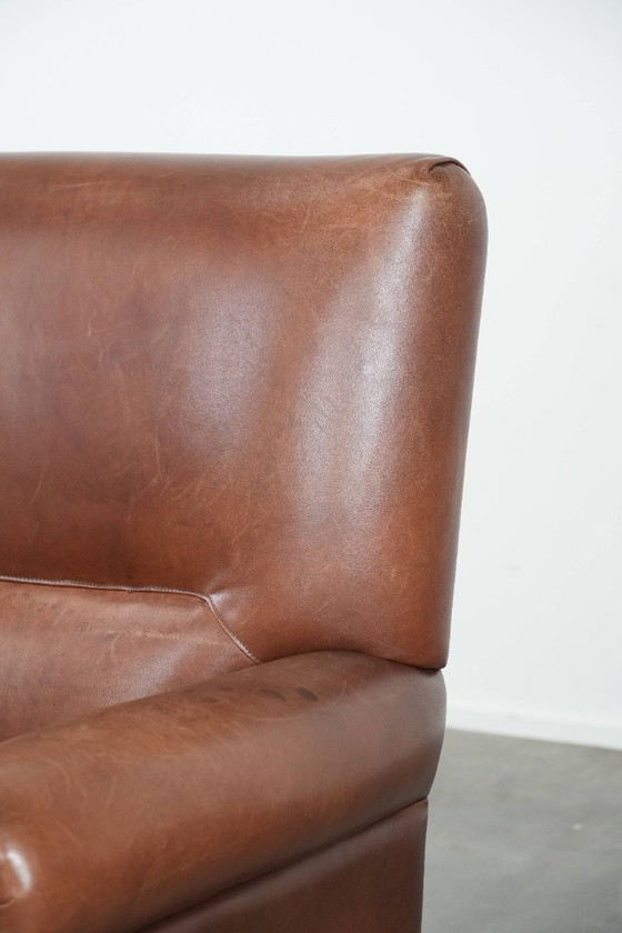 Image 1 of Bequemer Sessel aus cognacfarbenem Rindsleder im englischen Stil