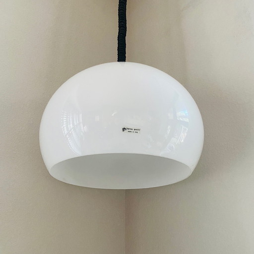 Vintage design Guzzini Italian pendant lamp