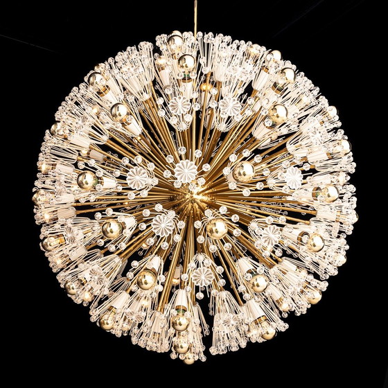 Image 1 of Splendido e raro lampadario Sputnik di Emil Stejnar.