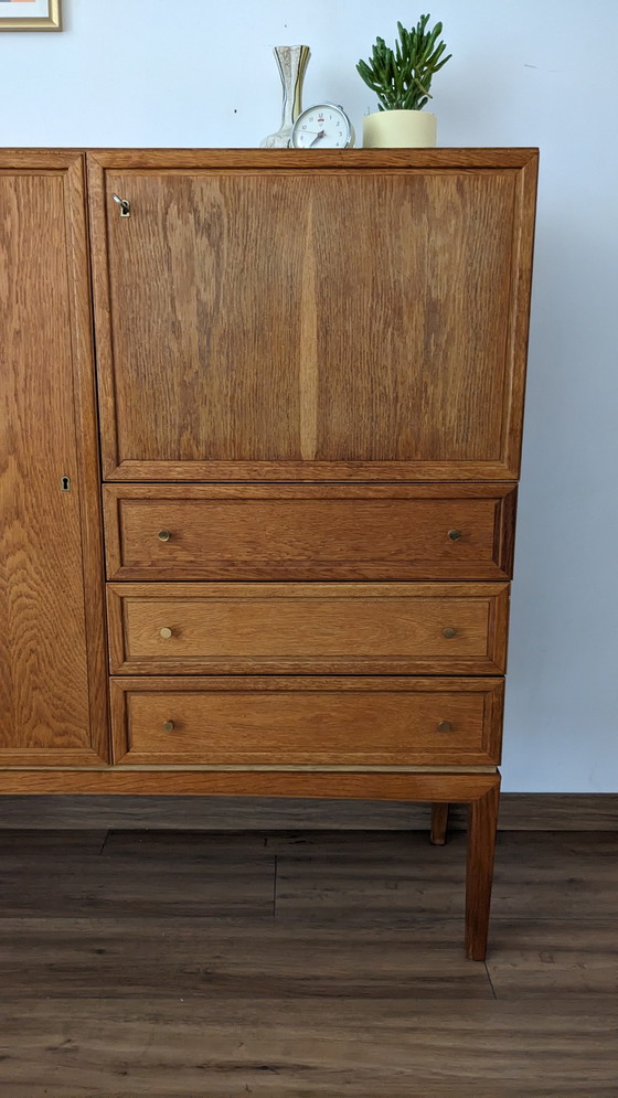 Image 1 of Credenza alta in stile vintage scandinavo