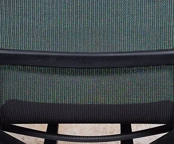 Image 1 of Silla de oficina ajustable Vitra Physix de malla negra de Alberto Meda