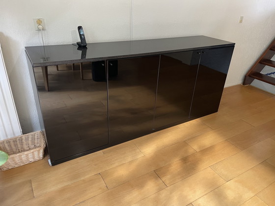 Image 1 of Dressoir zwart granieten blad