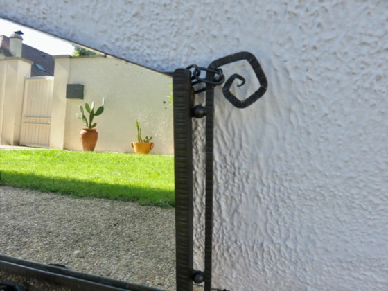 Image 1 of Grande specchio in ferro battuto martellato, art déco, in stile Edgar Brandt, anni '30-'40