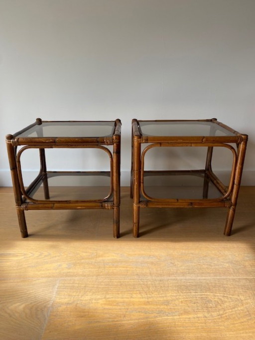 Tables d'appoint vintage en rotin (2) verre fumé