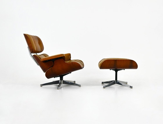 Image 1 of Poltrona e pouf di Charles e Ray Eames per Herman Miller, anni '70