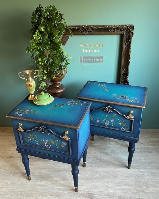 Image 1 of Ensemble de tables de chevet oiseaux bleus