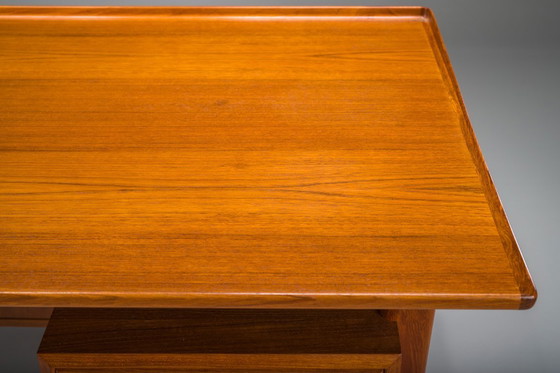 Image 1 of  Dänischer Teakholz-Schreibtisch von Peter Lovig Nielsen für Hedensted Mobelfabrik, 1974