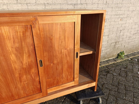 Image 1 of Teakhouten dressoir 