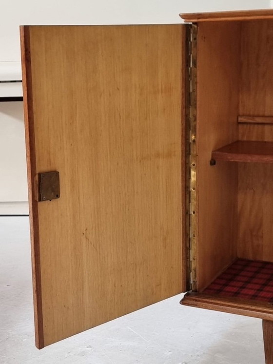 Mid Century Sideboard – Wood (photo 6 of 22)