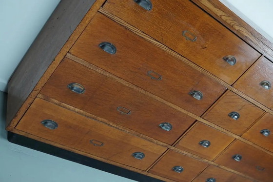 Image 1 of Gran mueble de boticario/mueble de tienda/cómoda de roble holandés, década de 1930