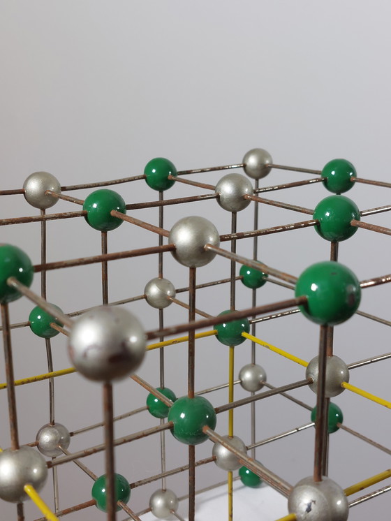 Image 1 of Large square old patinated teaching model, structural model, chemistry, physics, school model