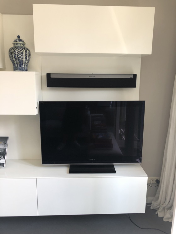 Image 1 of Armario de pared Bo Concept