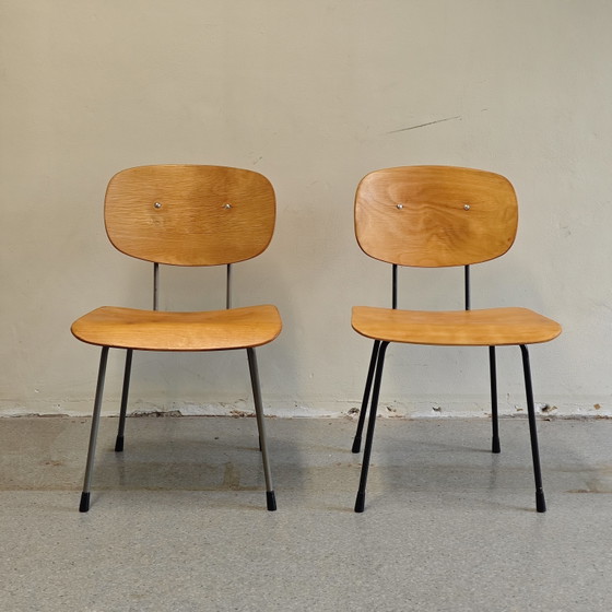 Chaises Gispen Vintage par Wim Rietveld – Fauteuils, Metal, Wood (photo 2 of 11)