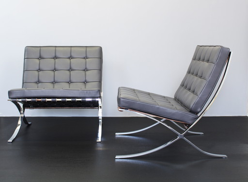 2X Barcelona Chair, Knoll, Mies Van Der Rohe Seats