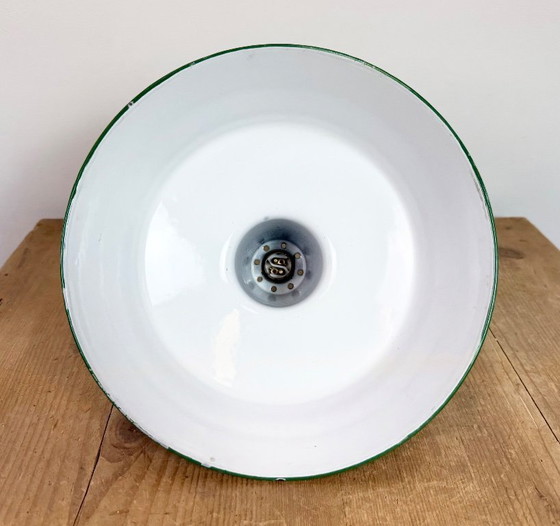 Image 1 of Industriële groene emaille hanglamp van Revo, jaren 1950.