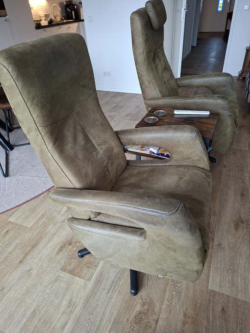 1 recliner chair green fabric