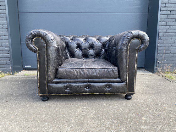 Image 1 of Stoere Chesterfield club fauteuil vintage zwart 