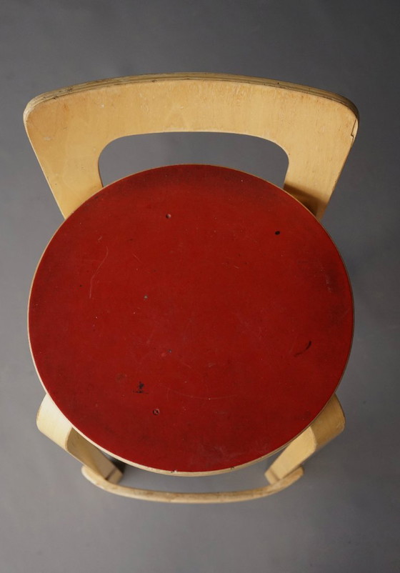 Image 1 of Tabourets de bar modèle K65 d'Alvar Aalto pour Artek, années 1950. Ensemble de 2 tabourets