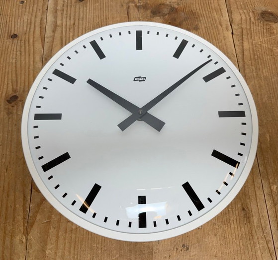 Image 1 of Orologio da parete vintage in bachelite bianca di ESMI, anni '80