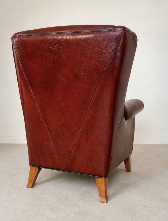 Leder Ohrensessel / Wingback mit Hocker – Bordeaux – Holz (photo 4 of 7)