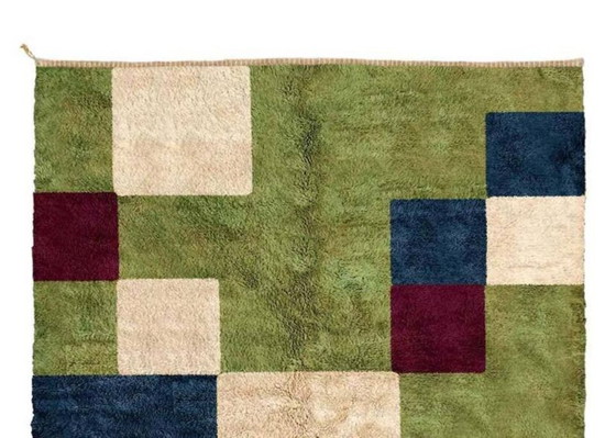 Image 1 of Magnificent unique handcrafted rug 200cm x 300cm